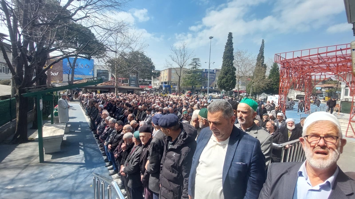 Sakine Durmaz Toprağa Verildi. 