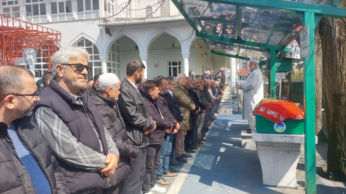 Sakine Durmaz Toprağa Verildi. 