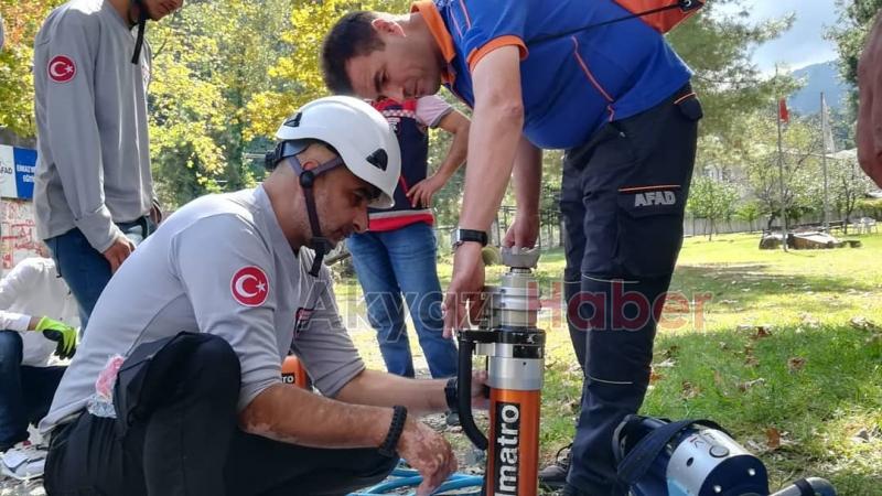 SAKTİM AFAD Müdürlüğünde arama kurtarma eğitimi aldı 