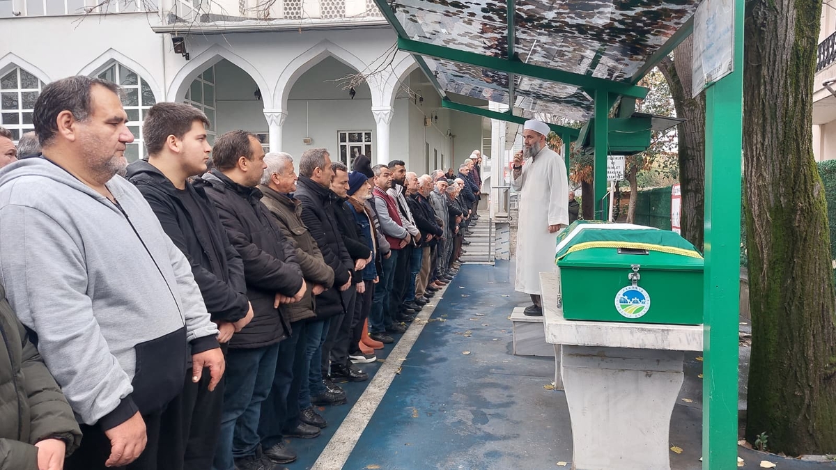 Salim Aksoy Toprağa Verildi 