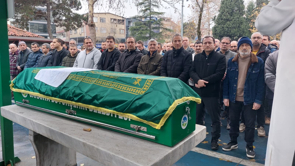 Salim Aksoy Toprağa Verildi 