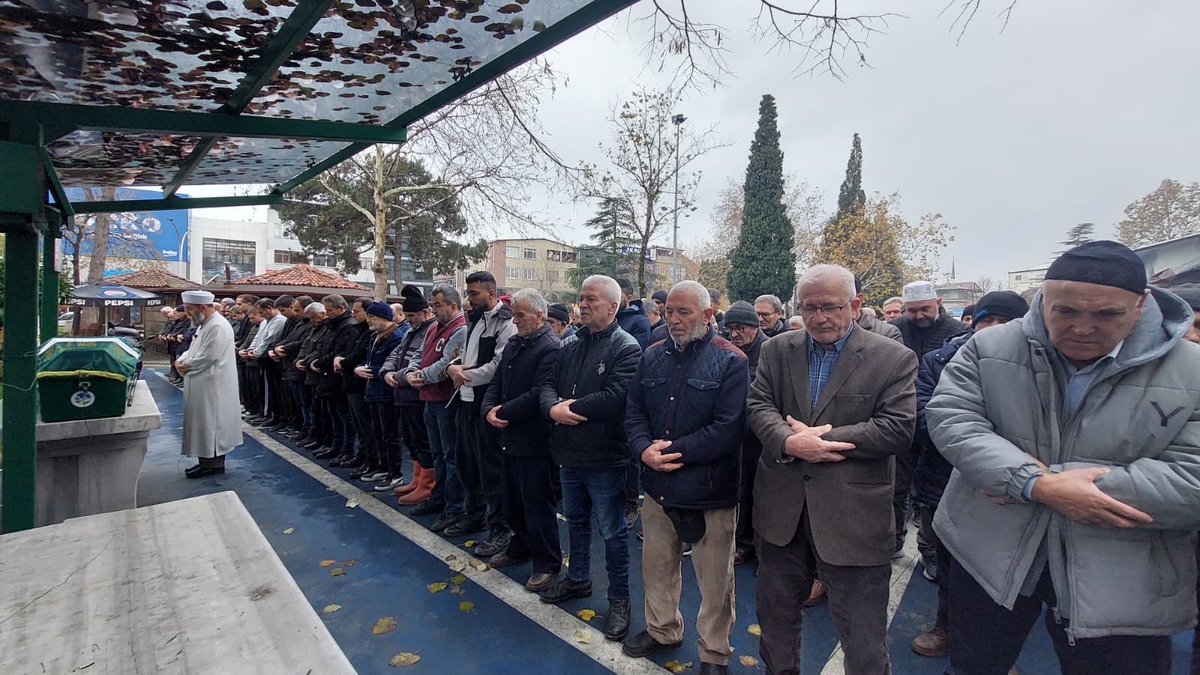 Salim Aksoy Toprağa Verildi 