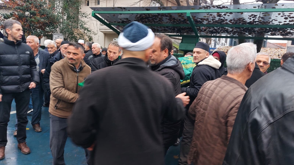 Salim Aksoy Toprağa Verildi 