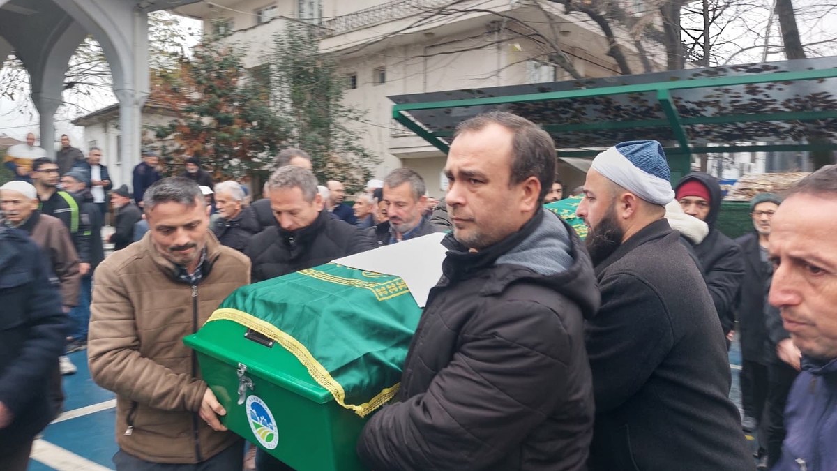 Salim Aksoy Toprağa Verildi 