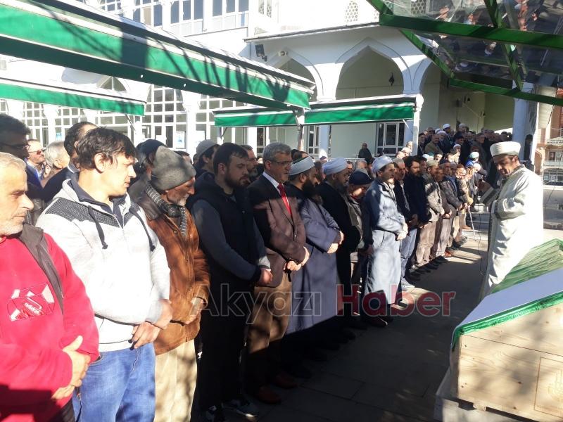 Salim Balta dualarla defnedildi