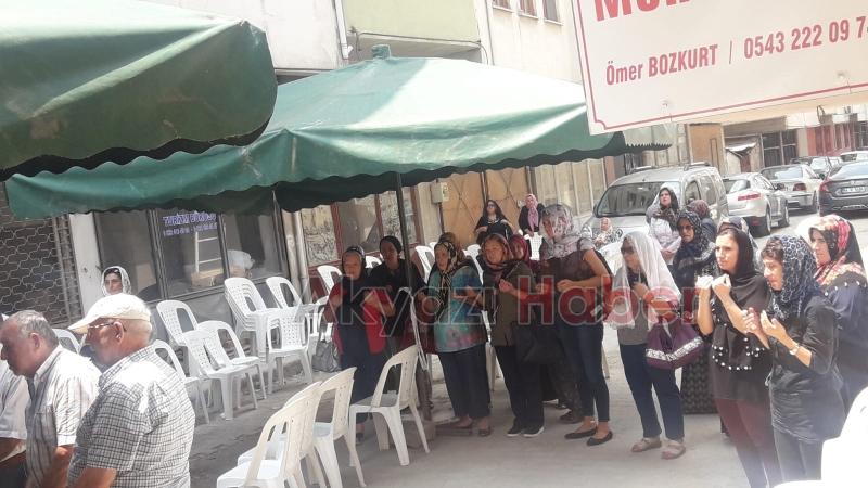 Salim Bozkurt Defnedildi