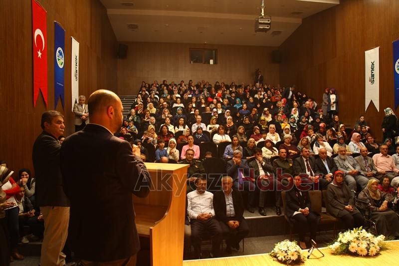Samek Akyazı Yılsonu Sergisine Yoğun İlgi