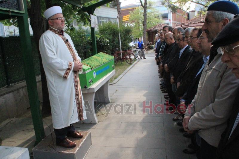 Sami Sezer Defnedildi