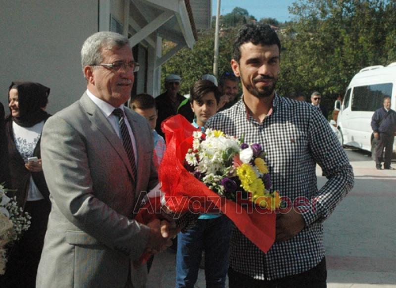 Şampiyon, Memleketinde Mehter Marşıyla Karşılandı