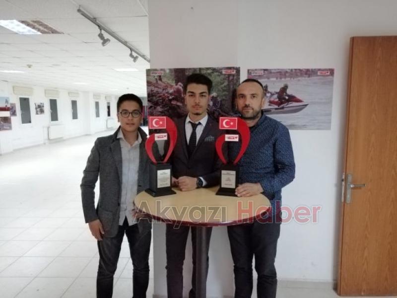 Şampiyonlar Ödüllendirildi