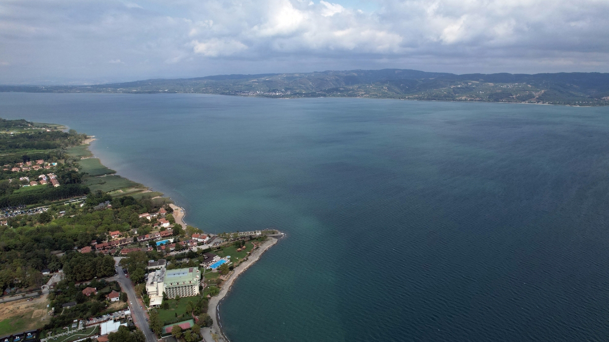 Sapanca Gölü'nde aylar sonra ilk yaşandı