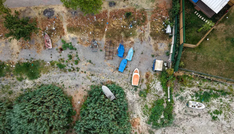 Sapanca Gölü'nde su seviyesi önlemlerin alınacağı seviyeye düştü