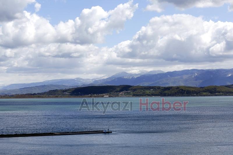SAPANCA GÖLÜN'DE SU MAKSİMUM SEVİYEYE ULAŞTI
