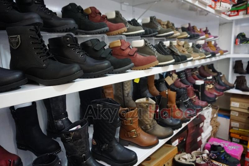 Savaş Kundura’da Fiyatlar Yarıya İndi!