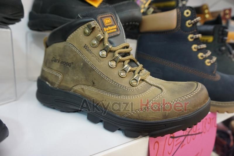 Savaş Kundura’da Fiyatlar Yarıya İndi!