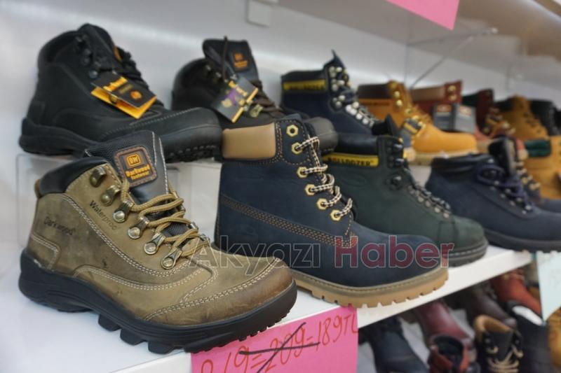 Savaş Kundura’da Fiyatlar Yarıya İndi!