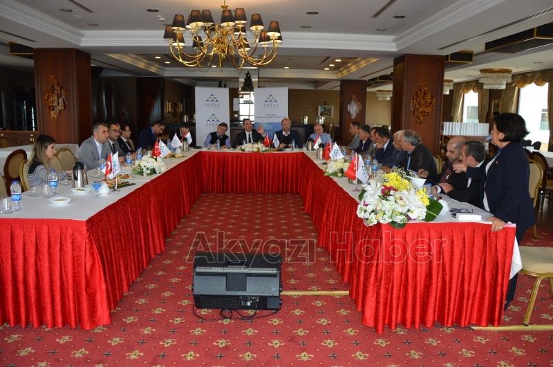 SEDAŞ İLE MUHTARLAR DERNEK BAŞKANLARI  BİR ARAYA GELDİ