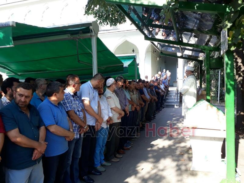 SEDAT ATACAN VE HANIFE TEYFİKOĞLU DUALARLA DEFNEDİLDİ