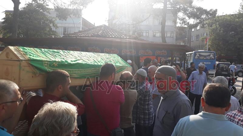 SEDAT ATACAN VE HANIFE TEYFİKOĞLU DUALARLA DEFNEDİLDİ