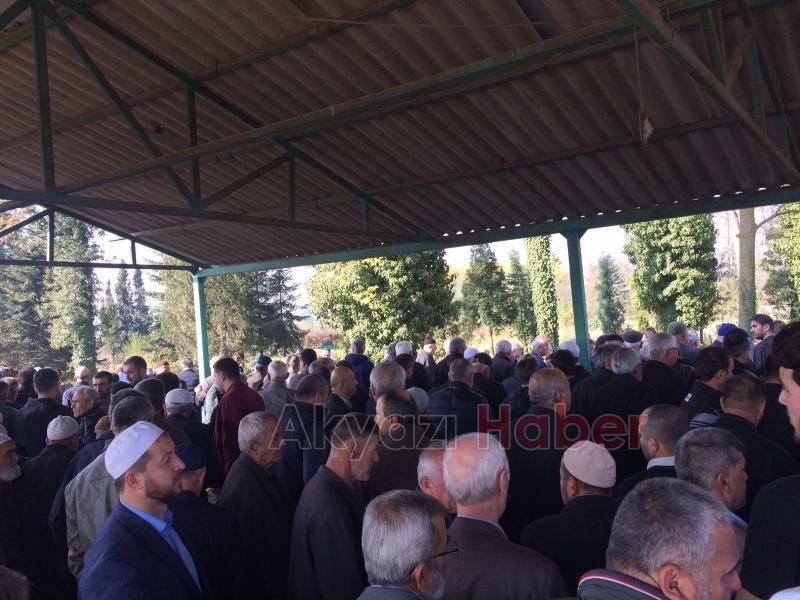 Şehide Emircan Defnedildi