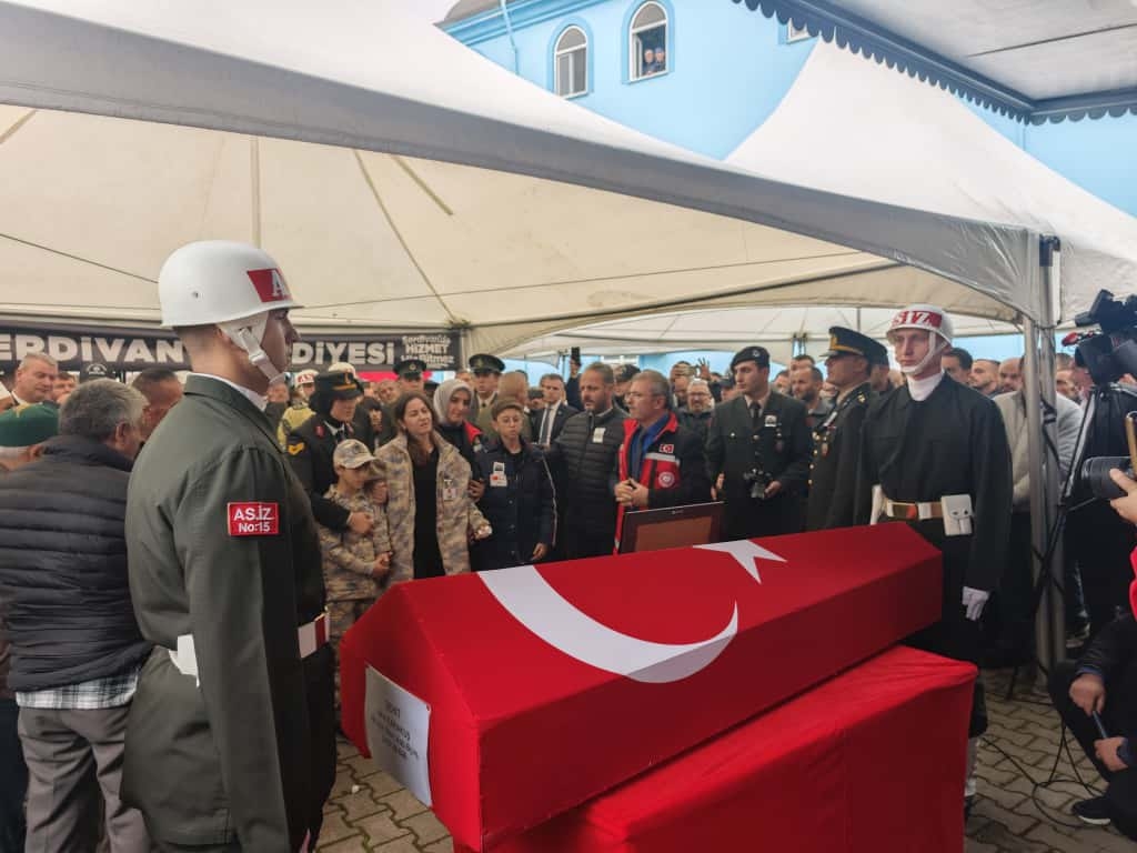 Şehit Akın Karakuş toprağa verildi