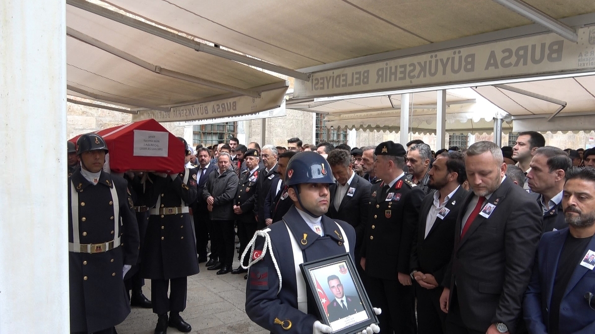 Şehit Astsubay Tacettin Gün toprağa verildi