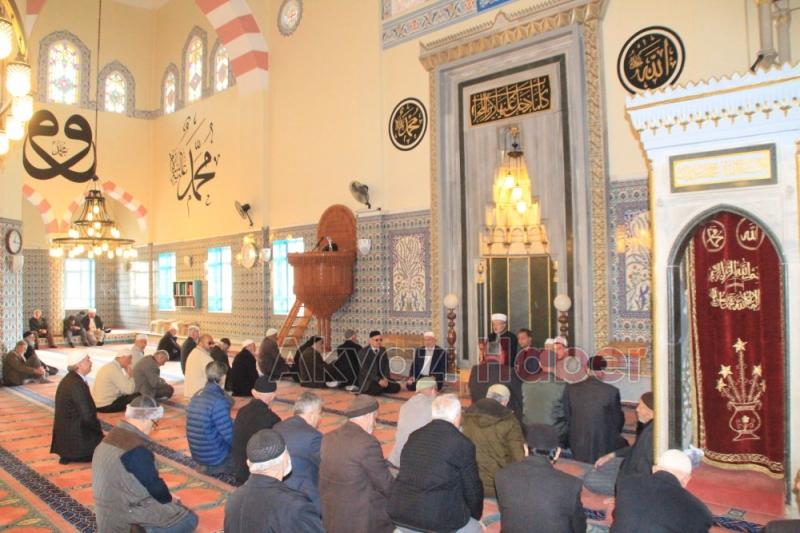 ŞEHİT POLİSLER İÇİN MEVLİD İ ŞERİF OKUNDU