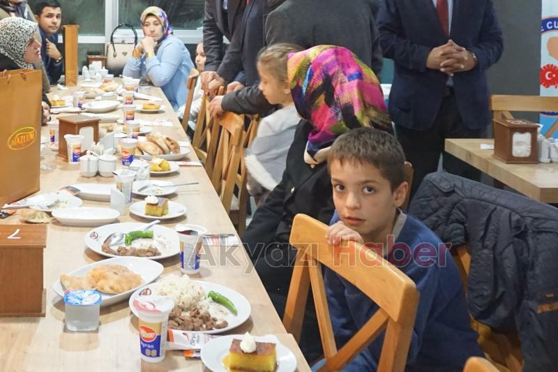 Şehit ve Gazi Yakınları Yemekte Buluştu