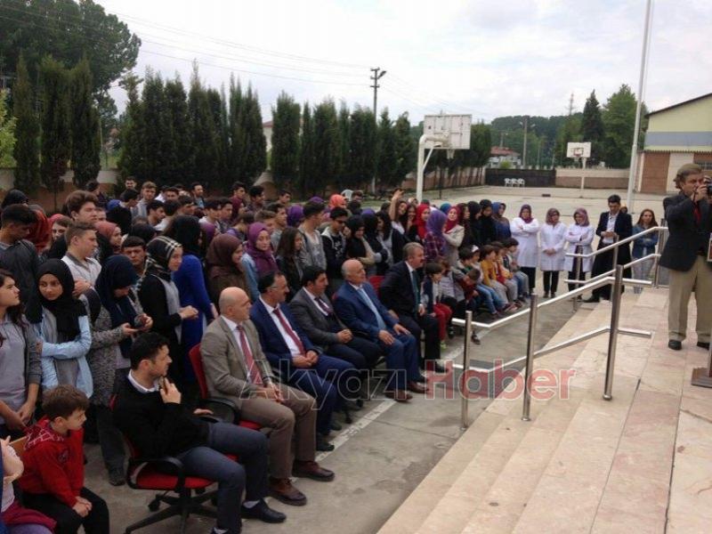 ŞEHİT YÜZBAŞI HALİL İBRAHİM SERT ANADOLU LİSESİNDEN BİLİM ŞENLİĞİ