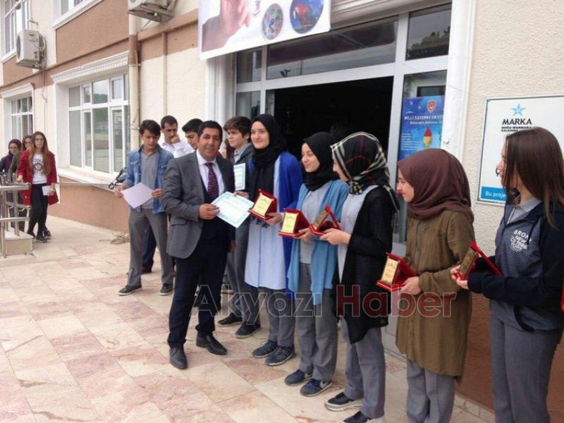 ŞEHİT YÜZBAŞI HALİL İBRAHİM SERT ANADOLU LİSESİNDEN BİLİM ŞENLİĞİ