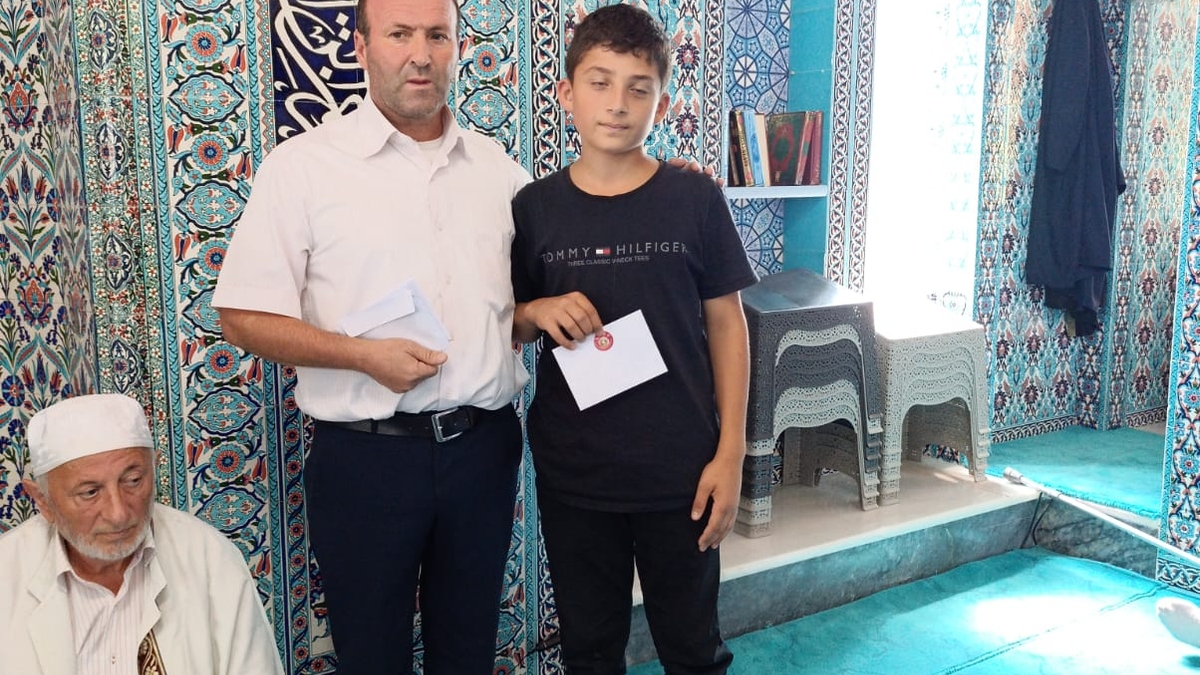 Şehitali Camii Derneği'nden Kur'an Kursu öğrencilerine mangal etkinliği