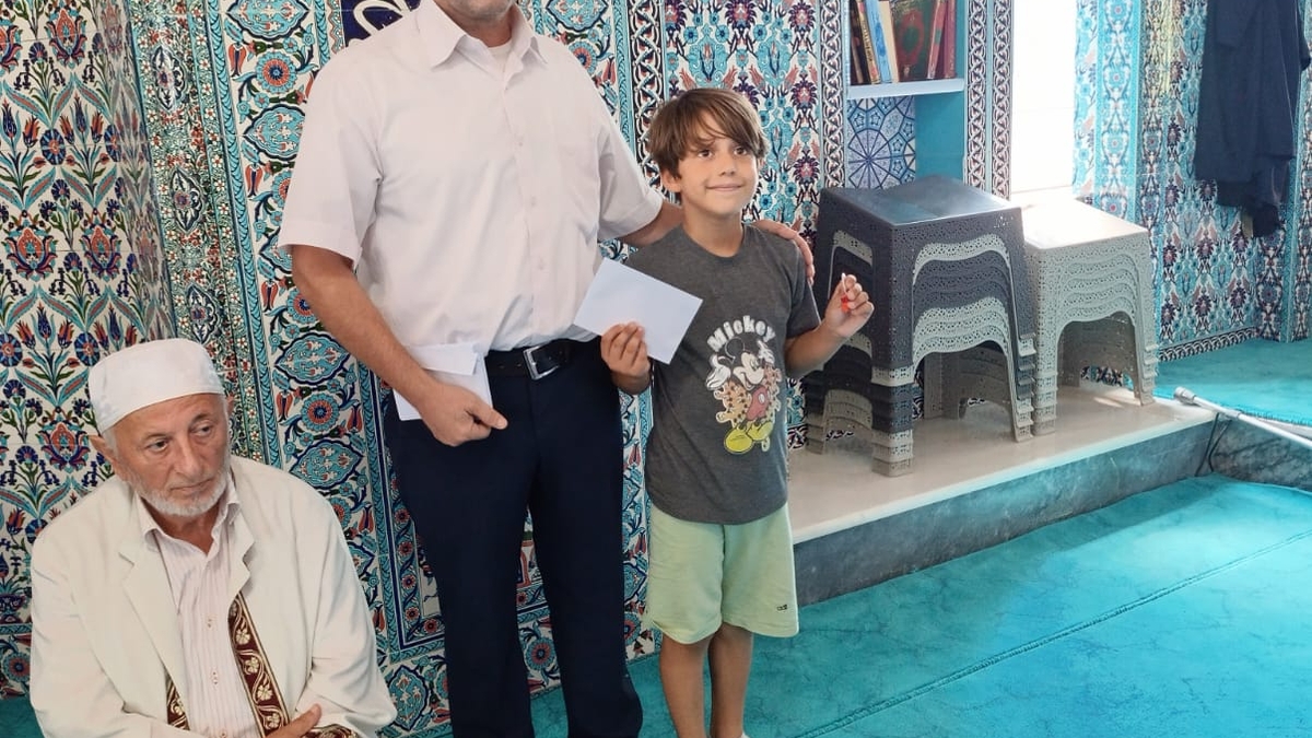 Şehitali Camii Derneği'nden Kur'an Kursu öğrencilerine mangal etkinliği