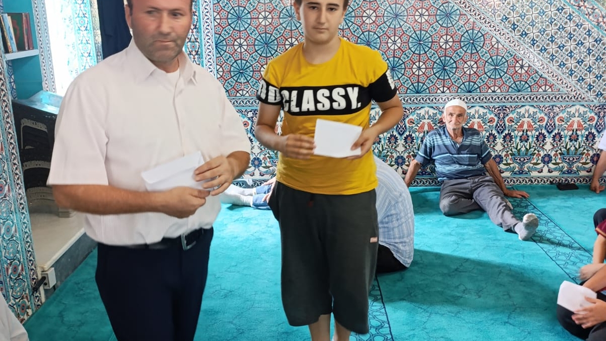 Şehitali Camii Derneği'nden Kur'an Kursu öğrencilerine mangal etkinliği