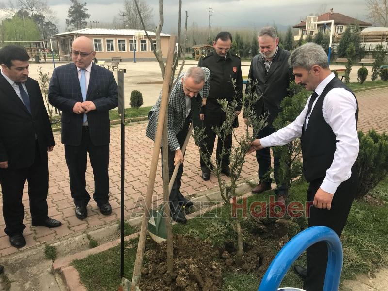 Şehitlerimiz Adına Fidan Diktiler