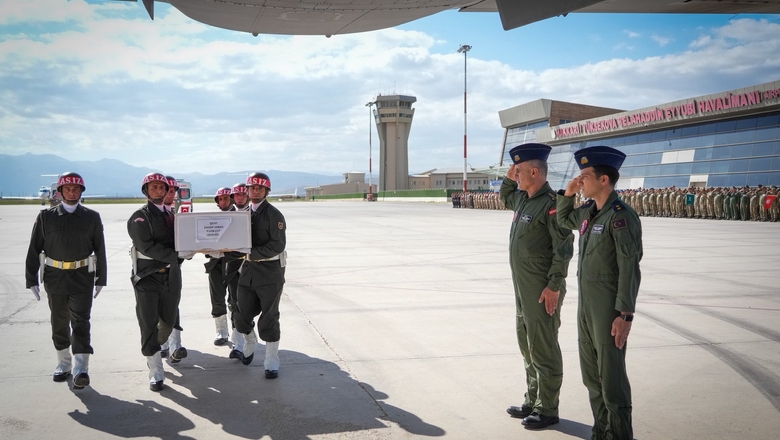 Şehitlerimiz için tören düzenlendi