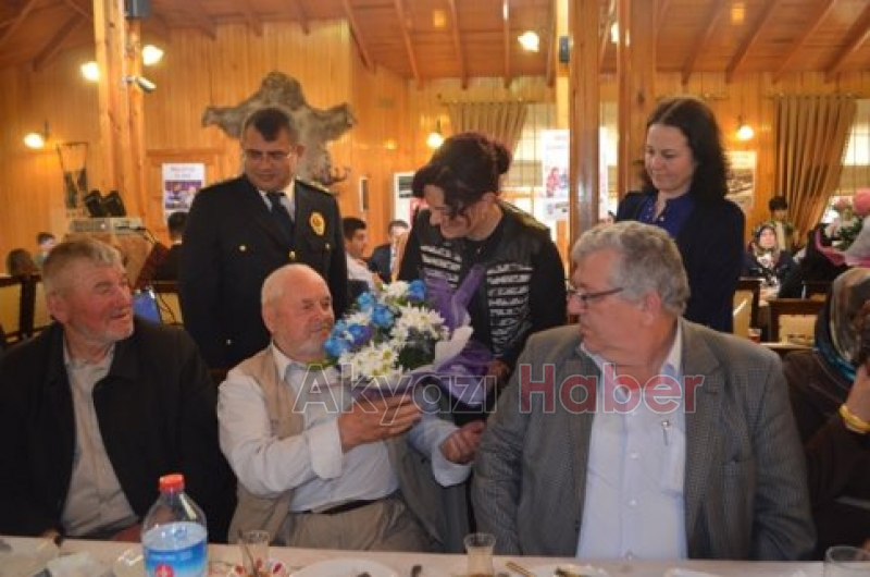 Şehit Yakınları ve Gaziler Kahvaltıda Buluştu