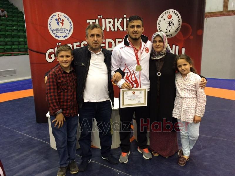 Semih Yazıcı 1. Oldu