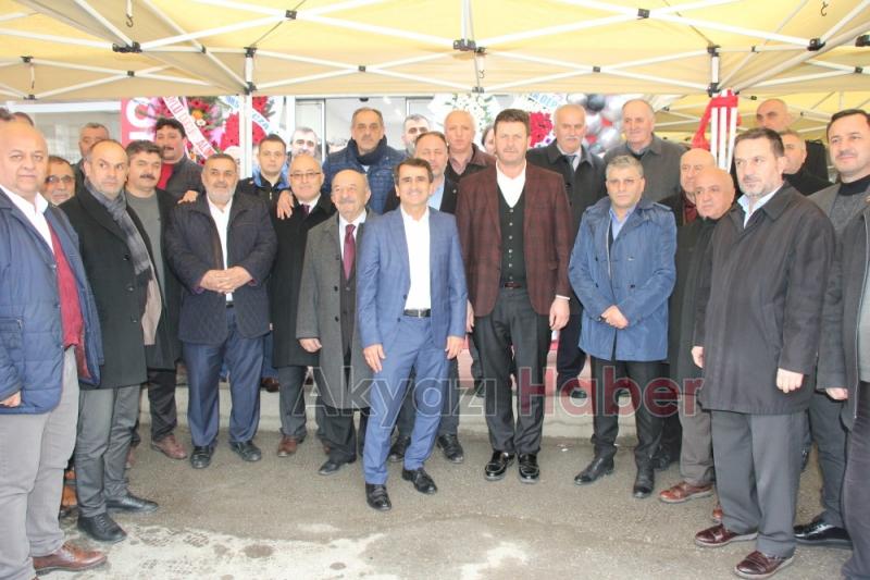 SENA ECZANESi YOĞUN KATILIMLA AÇILDI