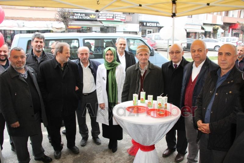 SENA ECZANESi YOĞUN KATILIMLA AÇILDI