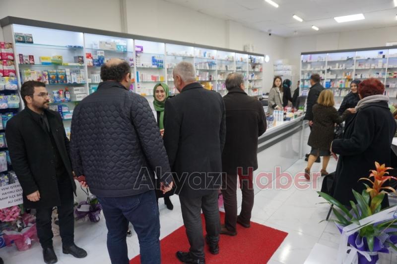 SENA ECZANESi YOĞUN KATILIMLA AÇILDI