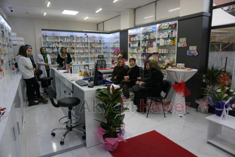 SENA ECZANESi YOĞUN KATILIMLA AÇILDI