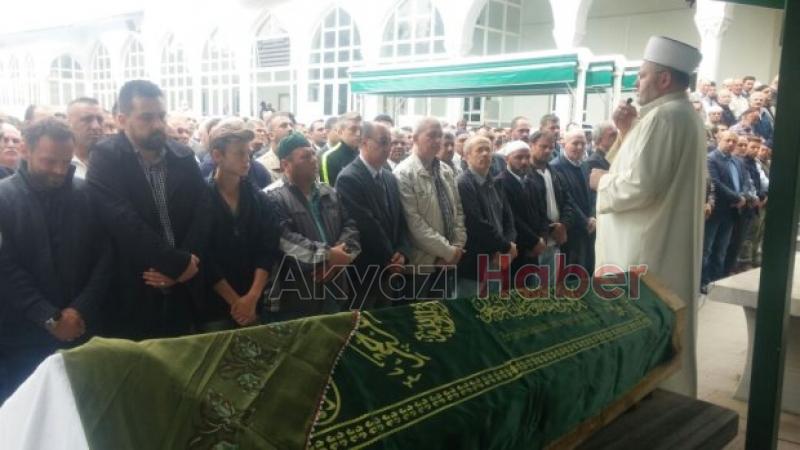 Merhum Şeref Özdemirin Eşi Defnedildi