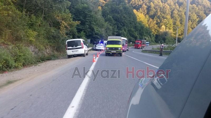 Reşadiye Yolunda Tır Devrildi