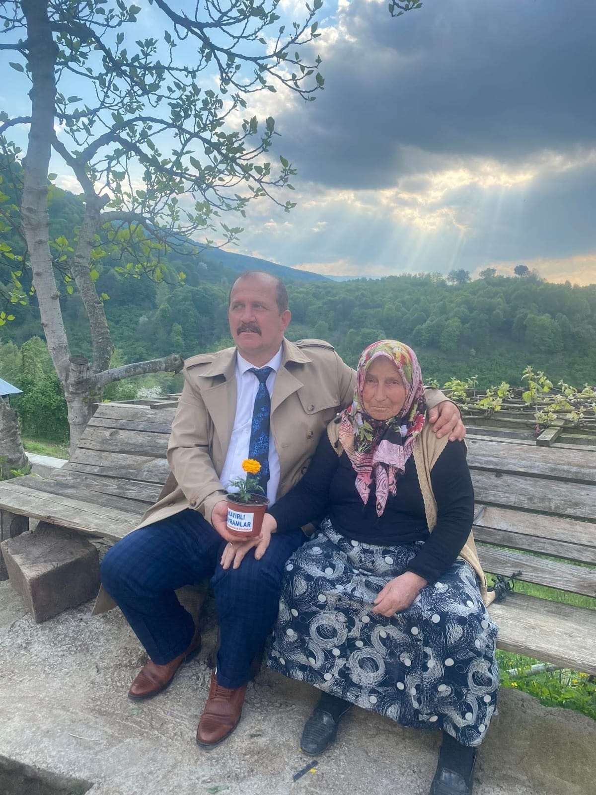 Şerefnur Kalyoncu Gözyaşlarıyla Son Yolculuğuna Uğurlandı 