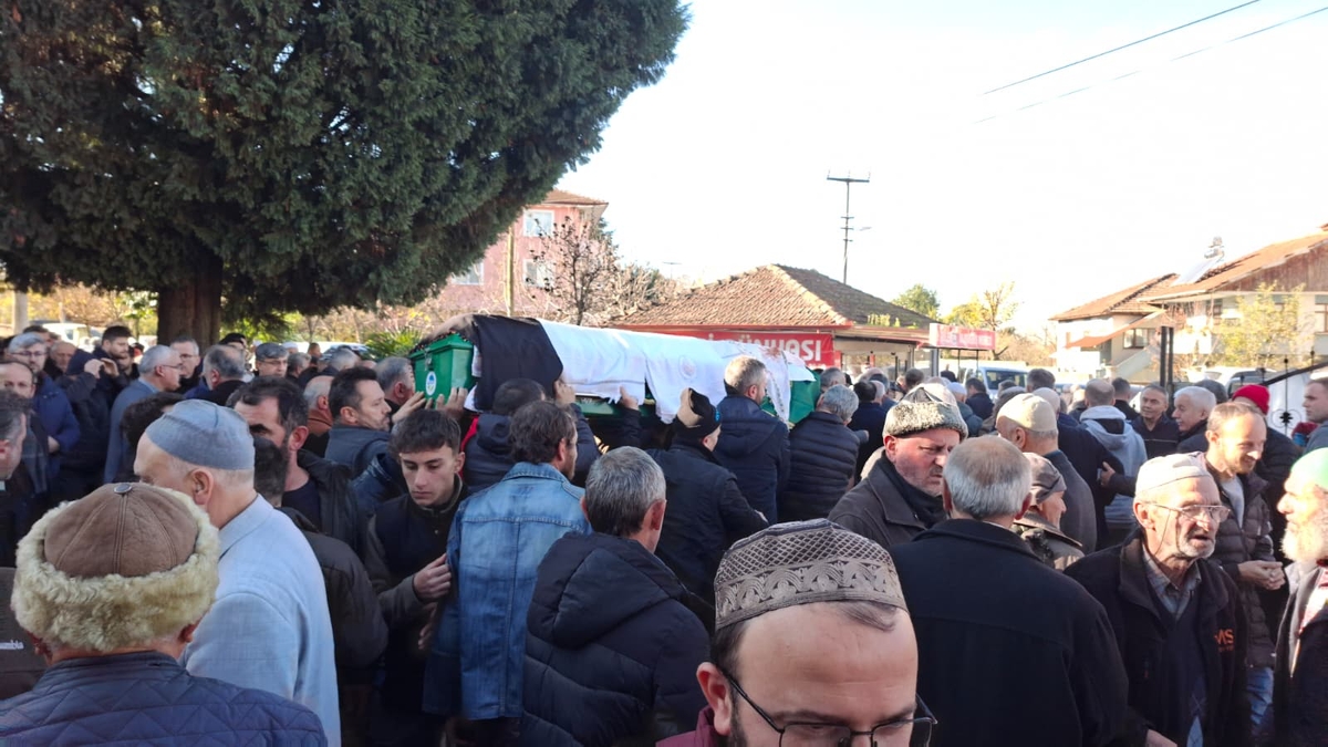 Şerefnur Kalyoncu Gözyaşlarıyla Son Yolculuğuna Uğurlandı 