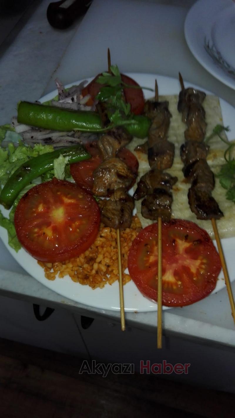 Servet Ustada Lahmacun 4 TL