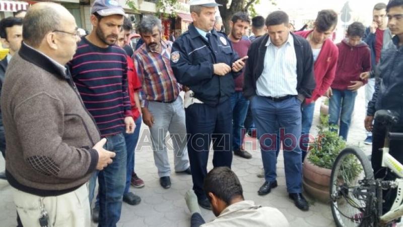  Servis Minibüsün Kapısı Bisiklet Kullanan Suriyeli Genç’e Çarptı