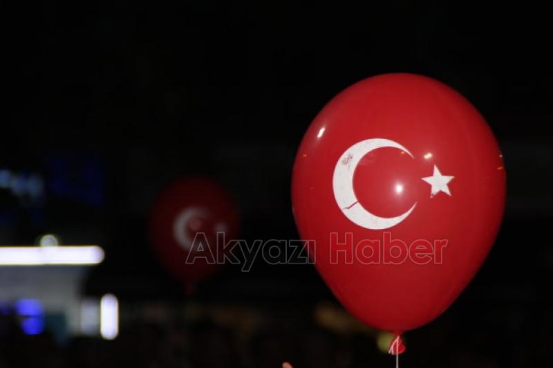 Şevki Yılmaz Demokrasi Nöbetinde Akyazılara Seslendi