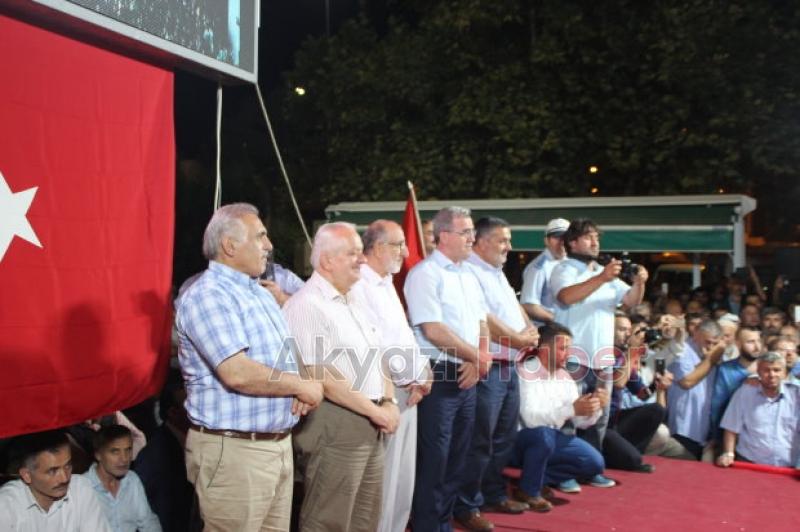 Şevki Yılmaz Demokrasi Nöbetinde Akyazılara Seslendi