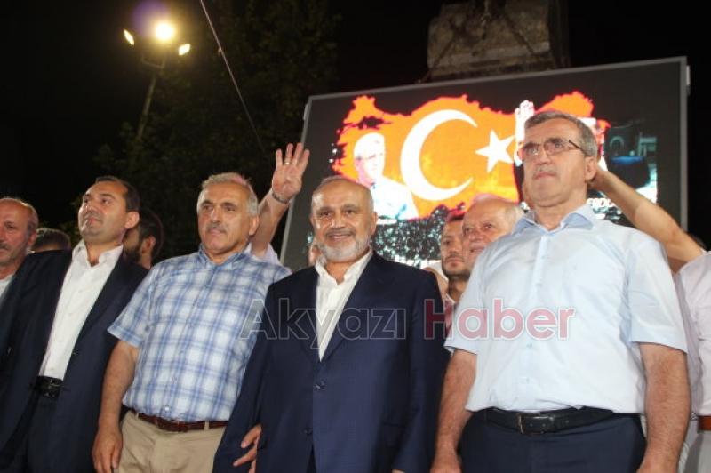 Şevki Yılmaz Demokrasi Nöbetinde Akyazılara Seslendi